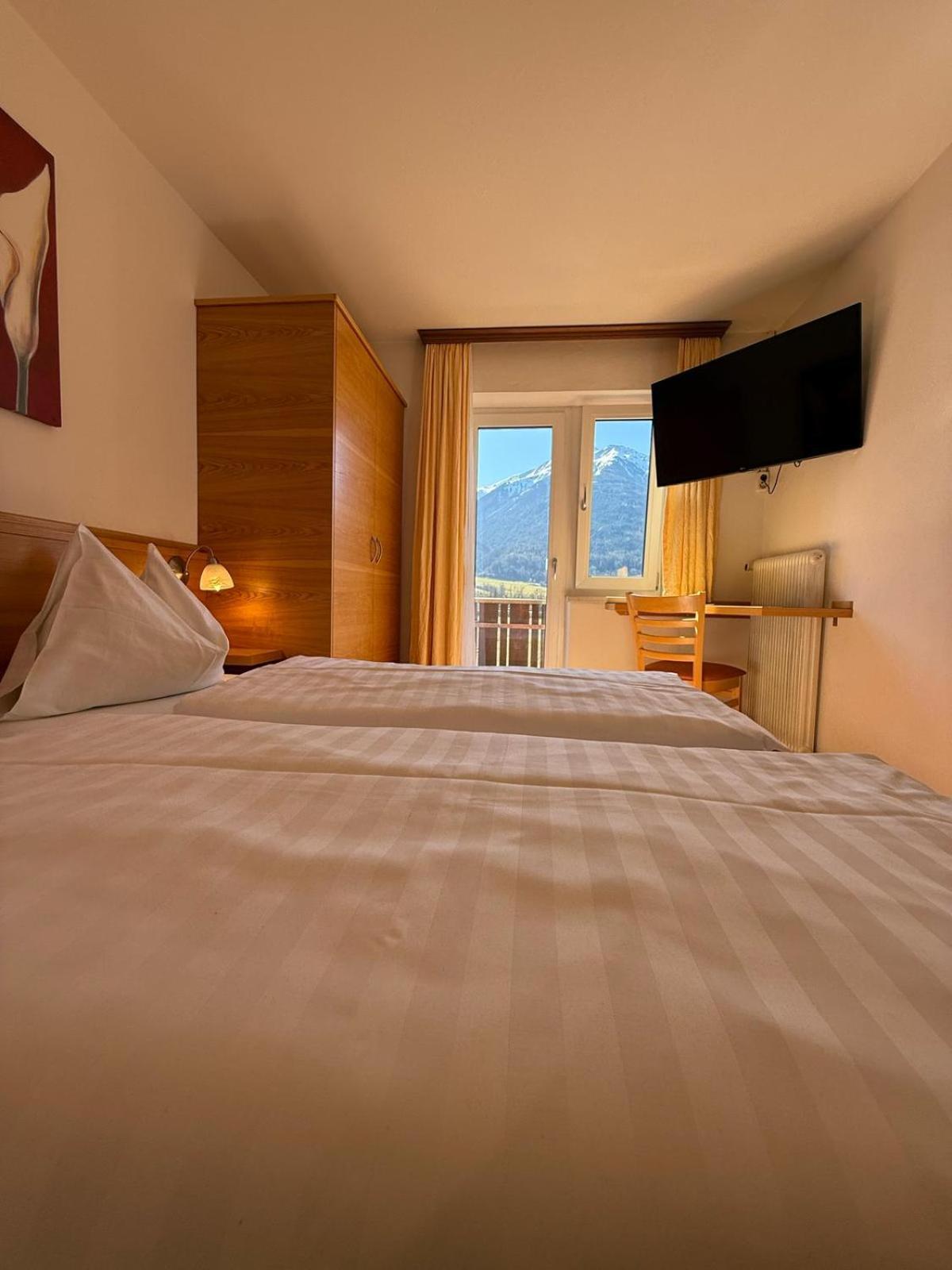Pension Plattenhof Telfs Εξωτερικό φωτογραφία